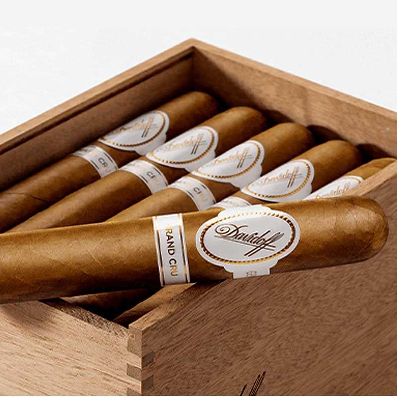 Davidoff Cigars - The Cigar Hall of Fame